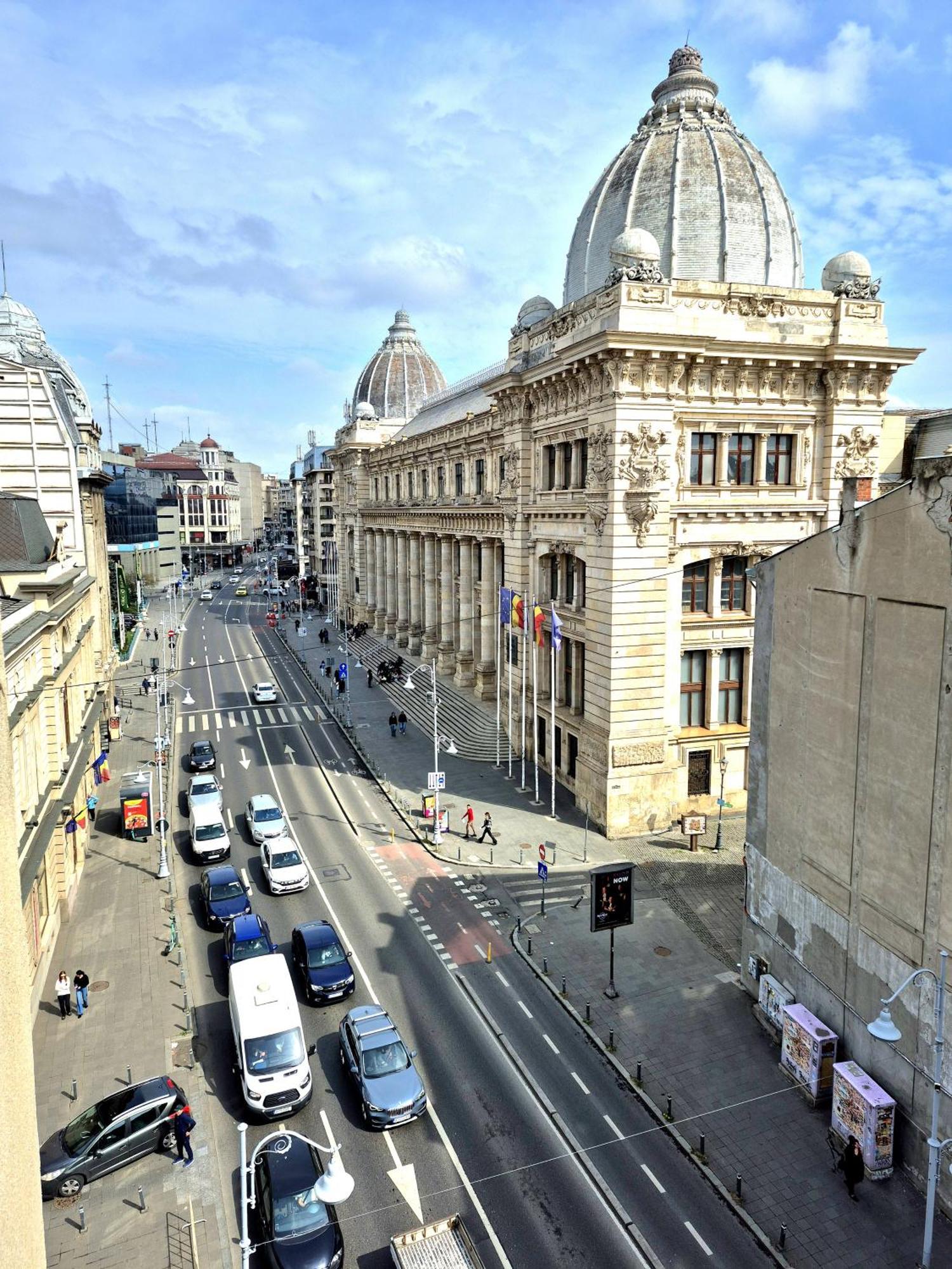 Traditional Romanian Apartments Bukarest Exterior foto